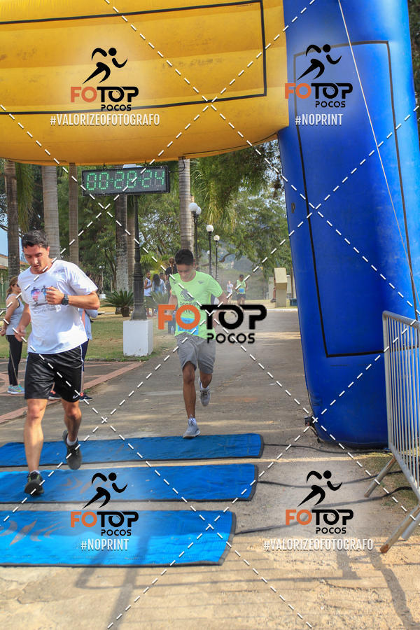 Achetez vos photos de l'�v�nement8� Corrida da Cidade de Guaxup� sur Fotop