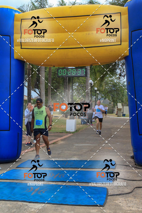 Achetez vos photos de l'�v�nement8� Corrida da Cidade de Guaxup� sur Fotop