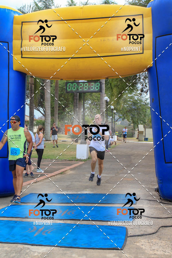 Achetez vos photos de l'�v�nement8� Corrida da Cidade de Guaxup� sur Fotop