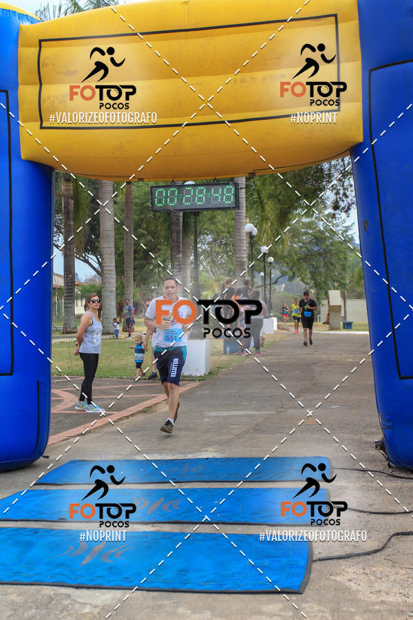 Achetez vos photos de l'�v�nement8� Corrida da Cidade de Guaxup� sur Fotop