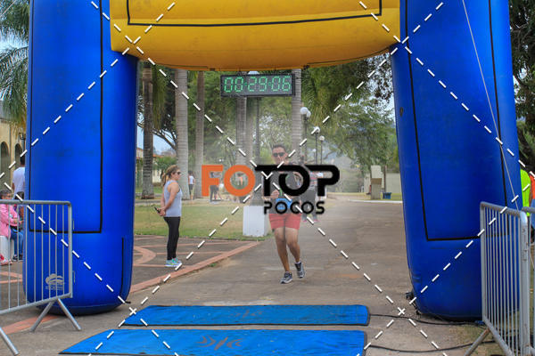 Compre as suas fotos do evento8� Corrida da Cidade de Guaxup� no Fotop