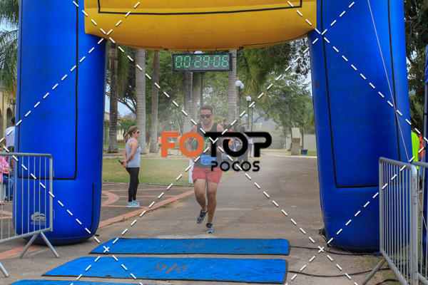Compre as suas fotos do evento8� Corrida da Cidade de Guaxup� no Fotop