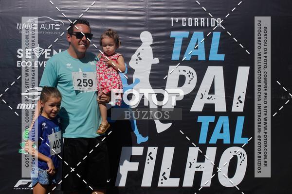 Buy your photos of the eventTAL PAI, TAL FILHO on Fotop