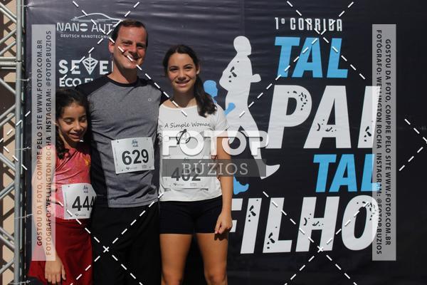 Buy your photos of the eventTAL PAI, TAL FILHO on Fotop