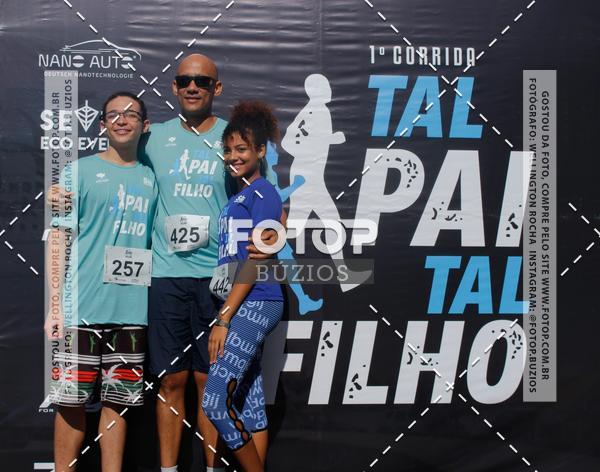 Buy your photos of the eventTAL PAI, TAL FILHO on Fotop