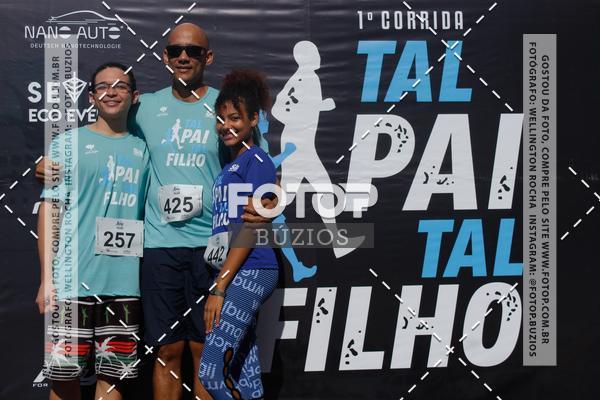 Buy your photos of the eventTAL PAI, TAL FILHO on Fotop