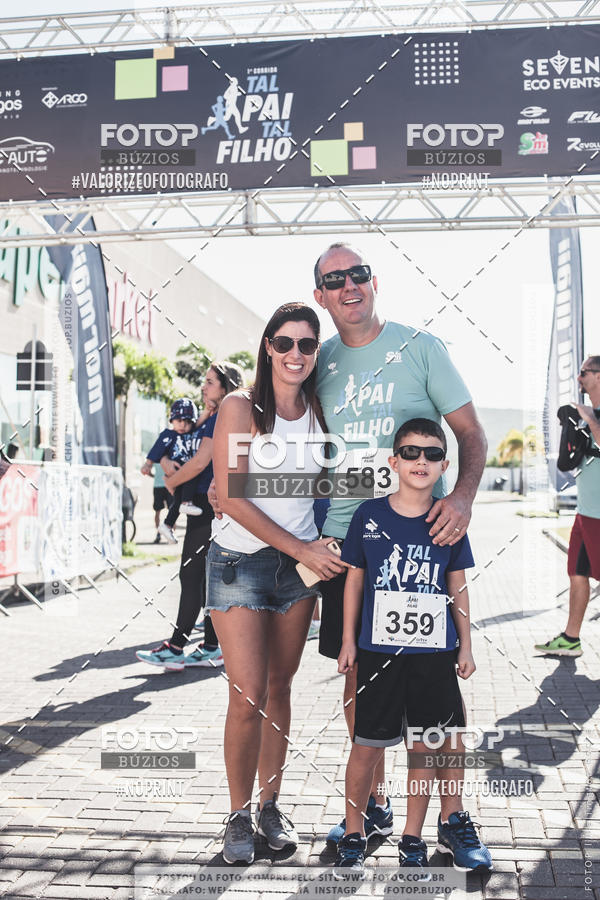 Buy your photos of the eventTAL PAI, TAL FILHO on Fotop