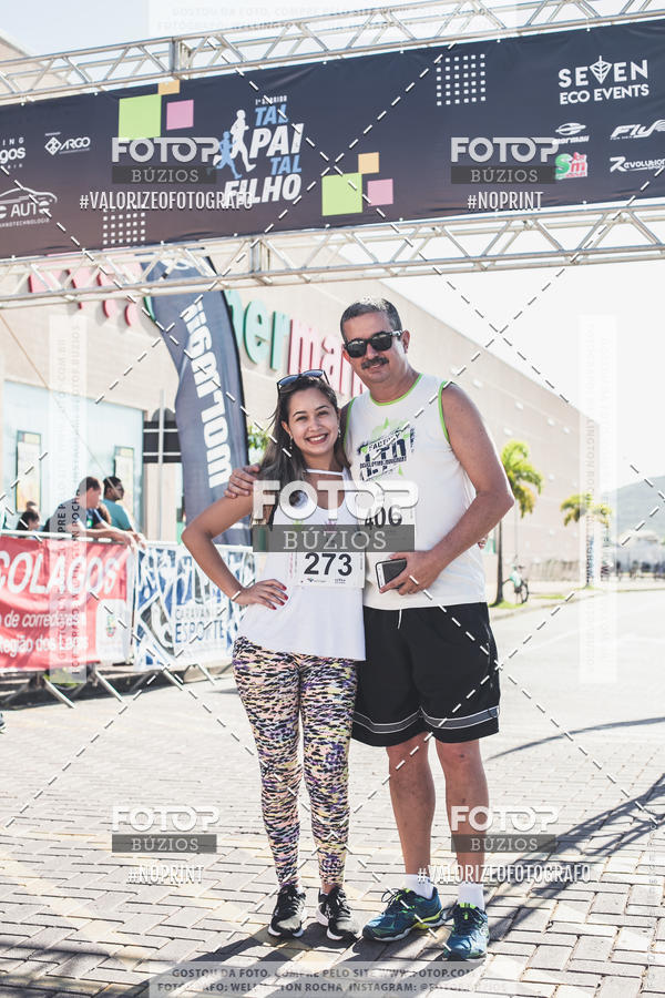 Buy your photos of the eventTAL PAI, TAL FILHO on Fotop