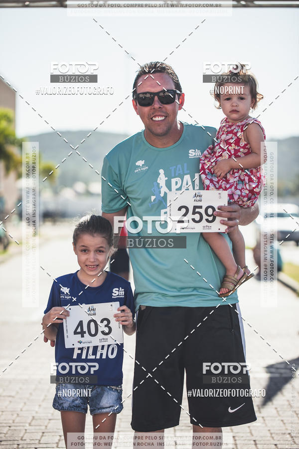 Buy your photos of the eventTAL PAI, TAL FILHO on Fotop