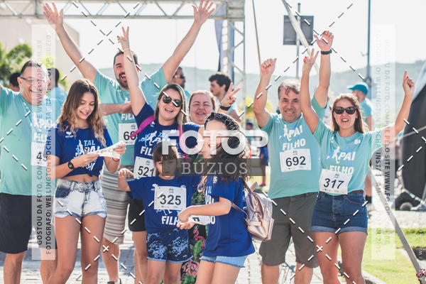 Buy your photos of the eventTAL PAI, TAL FILHO on Fotop