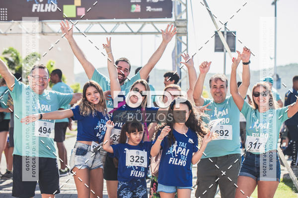 Buy your photos of the eventTAL PAI, TAL FILHO on Fotop