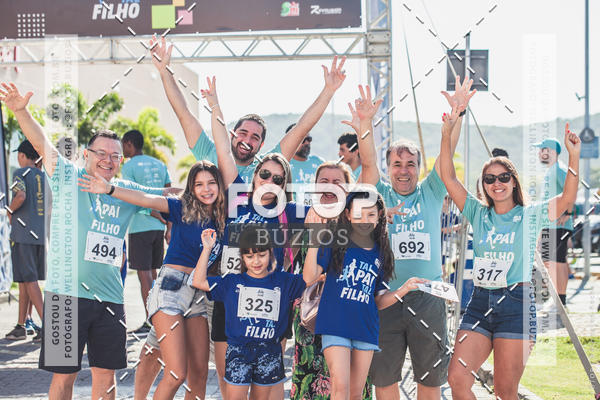 Buy your photos of the eventTAL PAI, TAL FILHO on Fotop