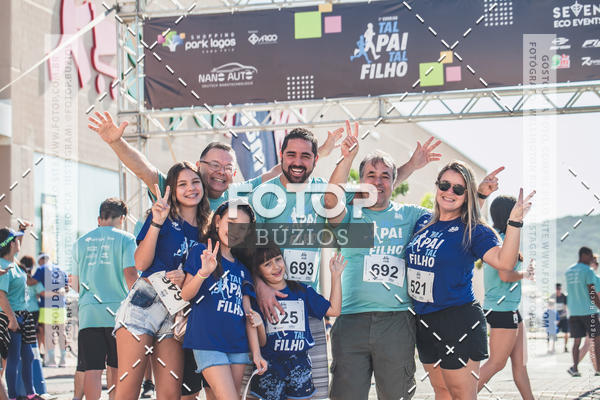 Buy your photos of the eventTAL PAI, TAL FILHO on Fotop