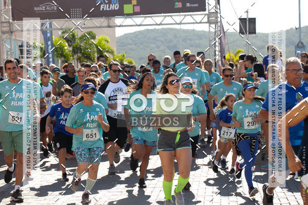 Buy your photos of the eventTAL PAI, TAL FILHO on Fotop