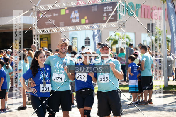 Buy your photos of the eventTAL PAI, TAL FILHO on Fotop