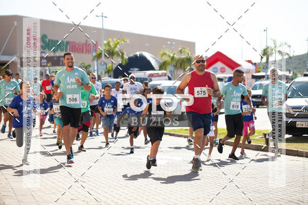 Buy your photos of the eventTAL PAI, TAL FILHO on Fotop