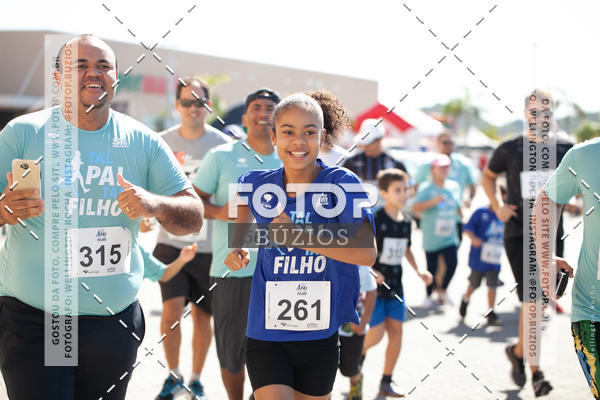 Buy your photos of the eventTAL PAI, TAL FILHO on Fotop