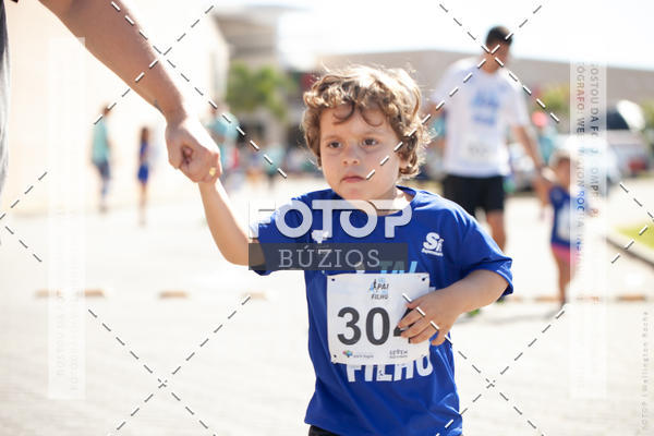 Buy your photos of the eventTAL PAI, TAL FILHO on Fotop