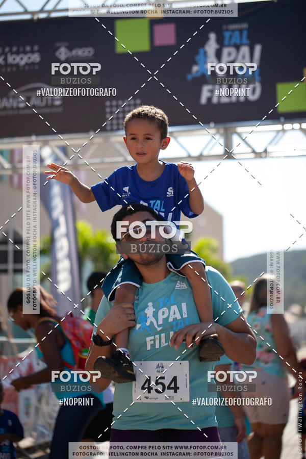 Buy your photos of the eventTAL PAI, TAL FILHO on Fotop