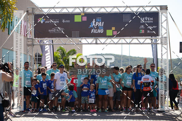 Buy your photos of the eventTAL PAI, TAL FILHO on Fotop