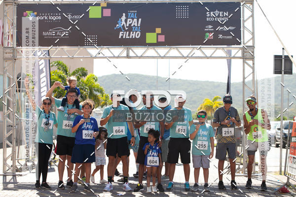 Buy your photos of the eventTAL PAI, TAL FILHO on Fotop