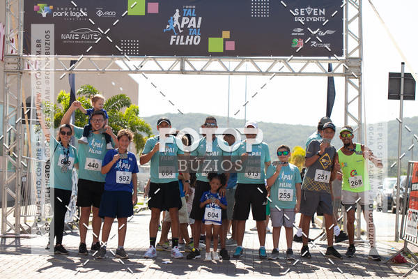Buy your photos of the eventTAL PAI, TAL FILHO on Fotop