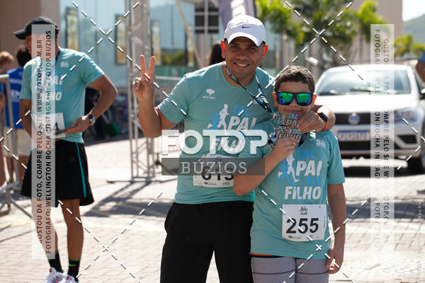 Buy your photos of the eventTAL PAI, TAL FILHO on Fotop