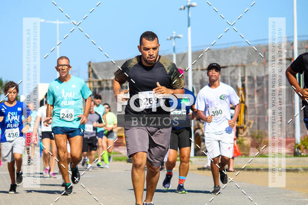 Buy your photos of the eventTAL PAI, TAL FILHO on Fotop