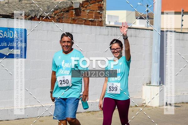 Buy your photos of the eventTAL PAI, TAL FILHO on Fotop
