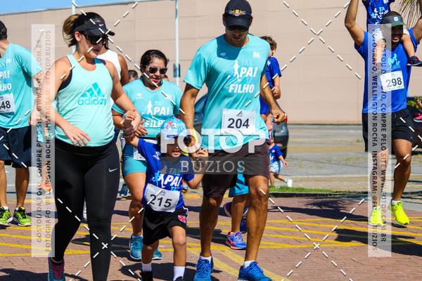 Buy your photos of the eventTAL PAI, TAL FILHO on Fotop