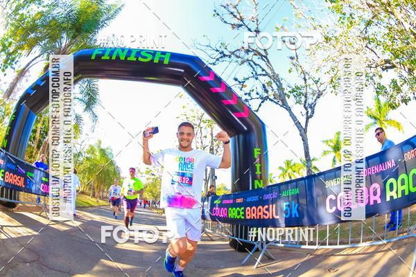 Buy your photos of the eventColor Race Brasil - Campinas on Fotop