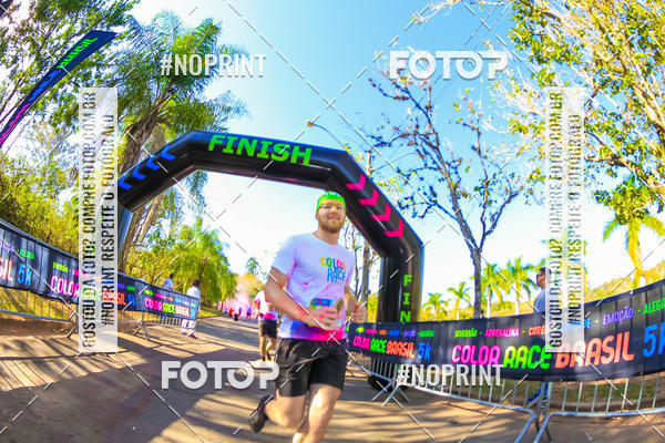 Buy your photos of the eventColor Race Brasil - Campinas on Fotop