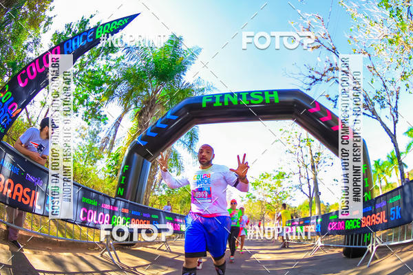 Buy your photos of the eventColor Race Brasil - Campinas on Fotop