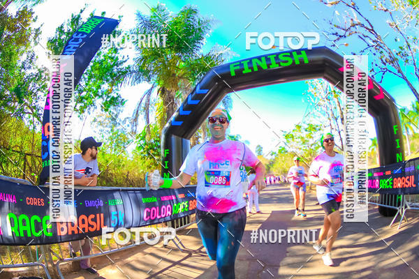Buy your photos of the eventColor Race Brasil - Campinas on Fotop