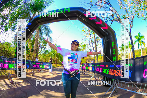 Buy your photos of the eventColor Race Brasil - Campinas on Fotop