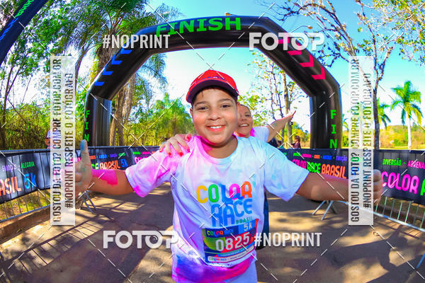 Compre as suas fotos do eventoColor Race Brasil - Campinas no Fotop