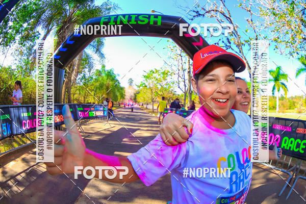 Compre as suas fotos do eventoColor Race Brasil - Campinas no Fotop