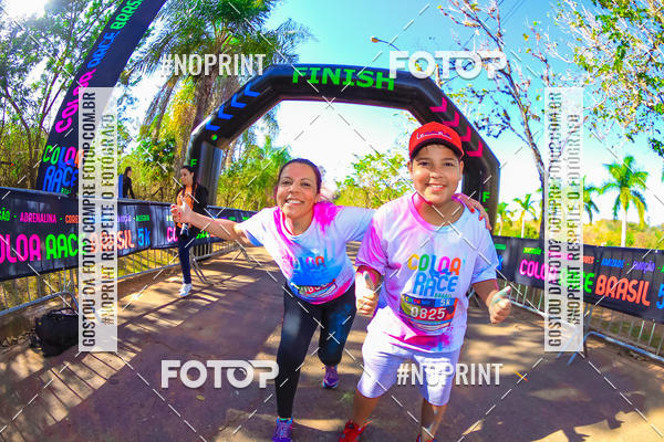Compre as suas fotos do eventoColor Race Brasil - Campinas no Fotop