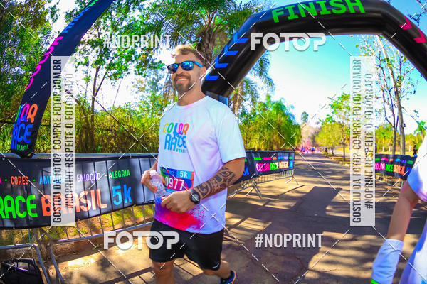 Compre as suas fotos do eventoColor Race Brasil - Campinas no Fotop
