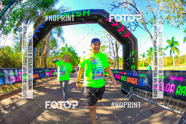 Compre as suas fotos do eventoColor Race Brasil - Campinas no Fotop