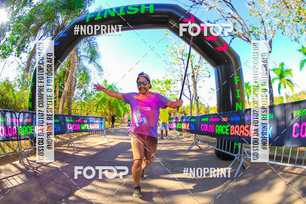 Compre as suas fotos do eventoColor Race Brasil - Campinas no Fotop