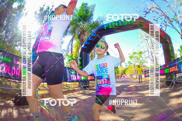 Buy your photos of the eventColor Race Brasil - Campinas on Fotop