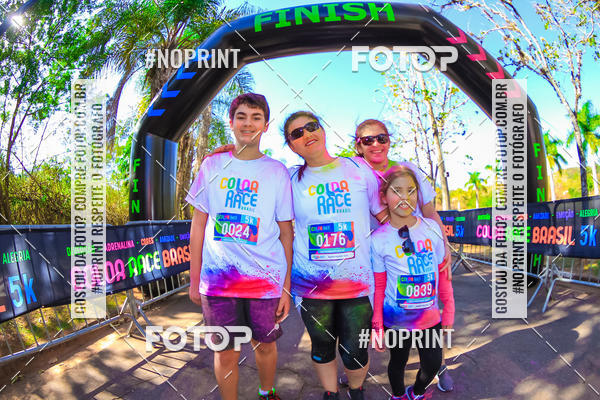 Buy your photos of the eventColor Race Brasil - Campinas on Fotop