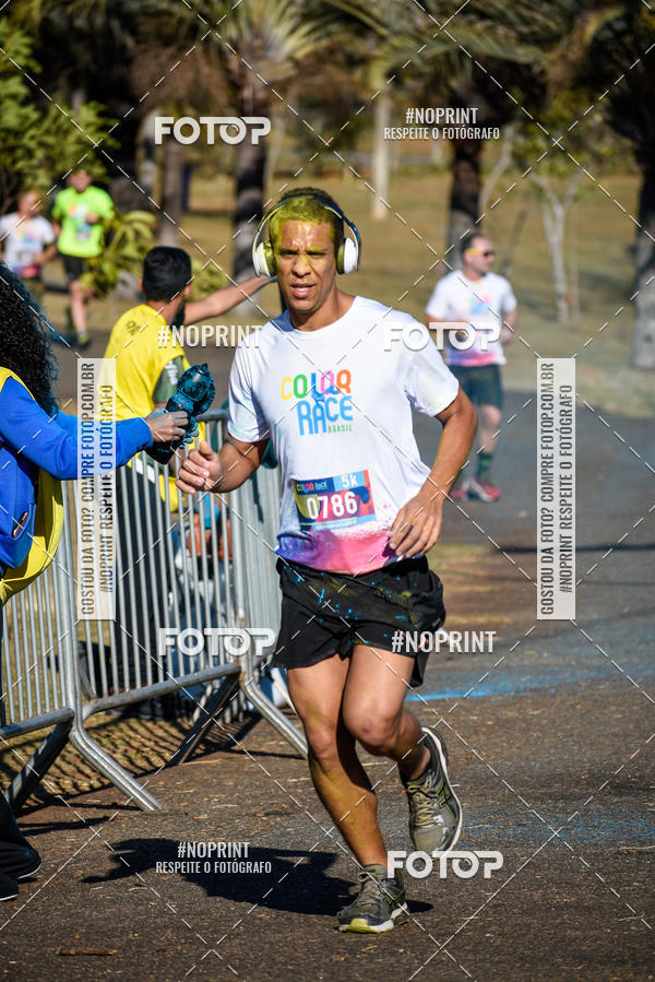 Buy your photos of the eventColor Race Brasil - Campinas on Fotop