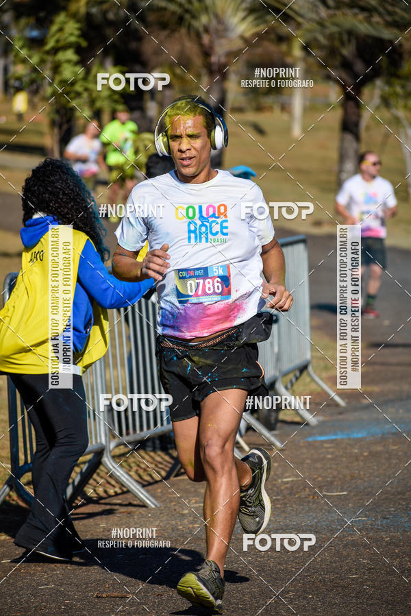 Buy your photos of the eventColor Race Brasil - Campinas on Fotop