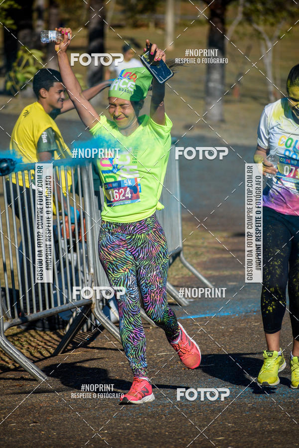 Buy your photos of the eventColor Race Brasil - Campinas on Fotop