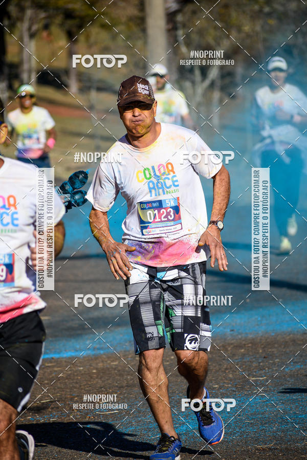 Buy your photos of the eventColor Race Brasil - Campinas on Fotop