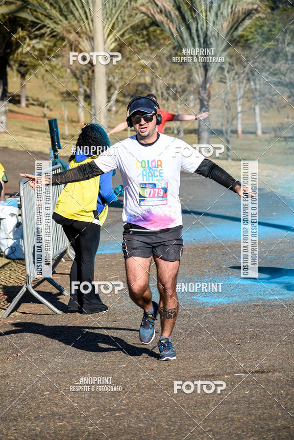 Buy your photos of the eventColor Race Brasil - Campinas on Fotop