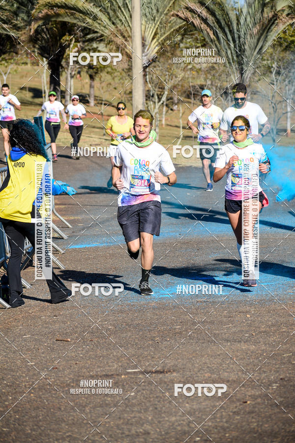 Buy your photos of the eventColor Race Brasil - Campinas on Fotop