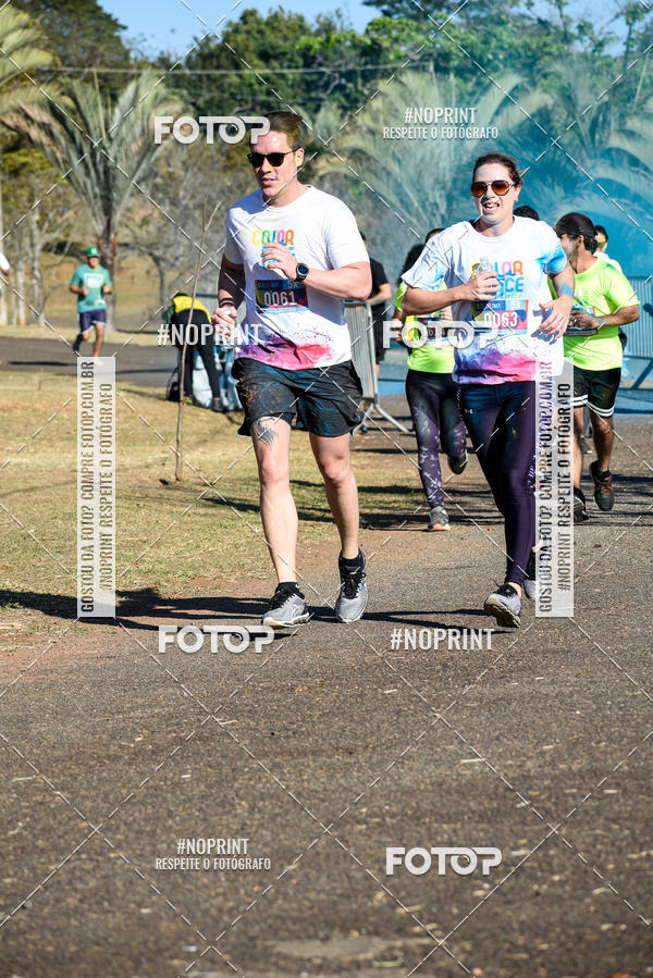 Buy your photos of the eventColor Race Brasil - Campinas on Fotop